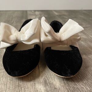 Black and winter white velvet dress shoe